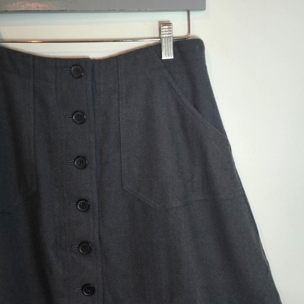 J.Crew Wool Blend Button-Front Mini Skirt Sz 4 S Gray Lined Patch Pockets Preppy - Picture 3 of 9